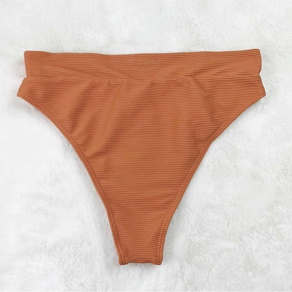 NWT Billabong Tanlines Rise Ribbed High-Waisted Bikini Bottoms in Toffee